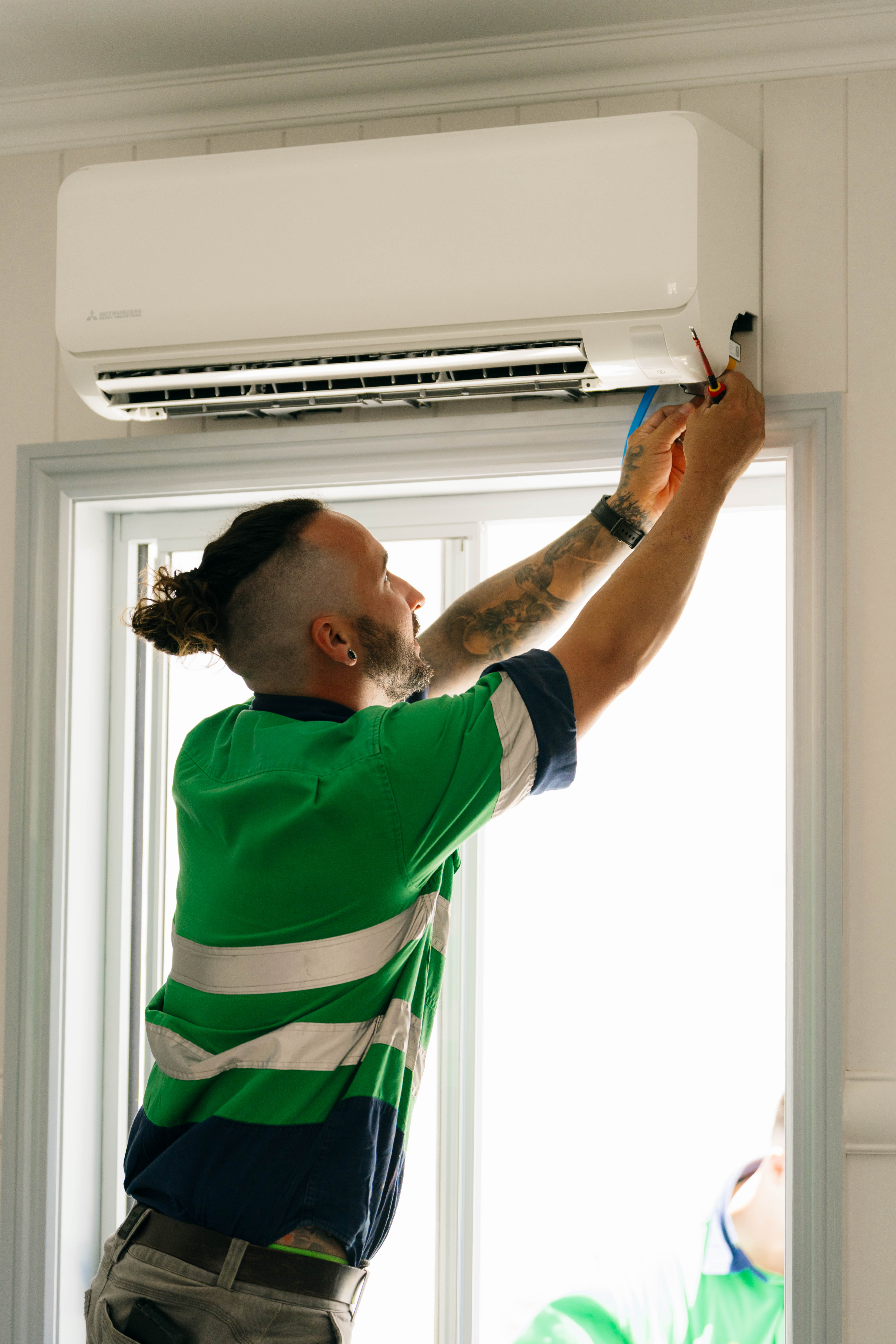 Split system air conditioning install