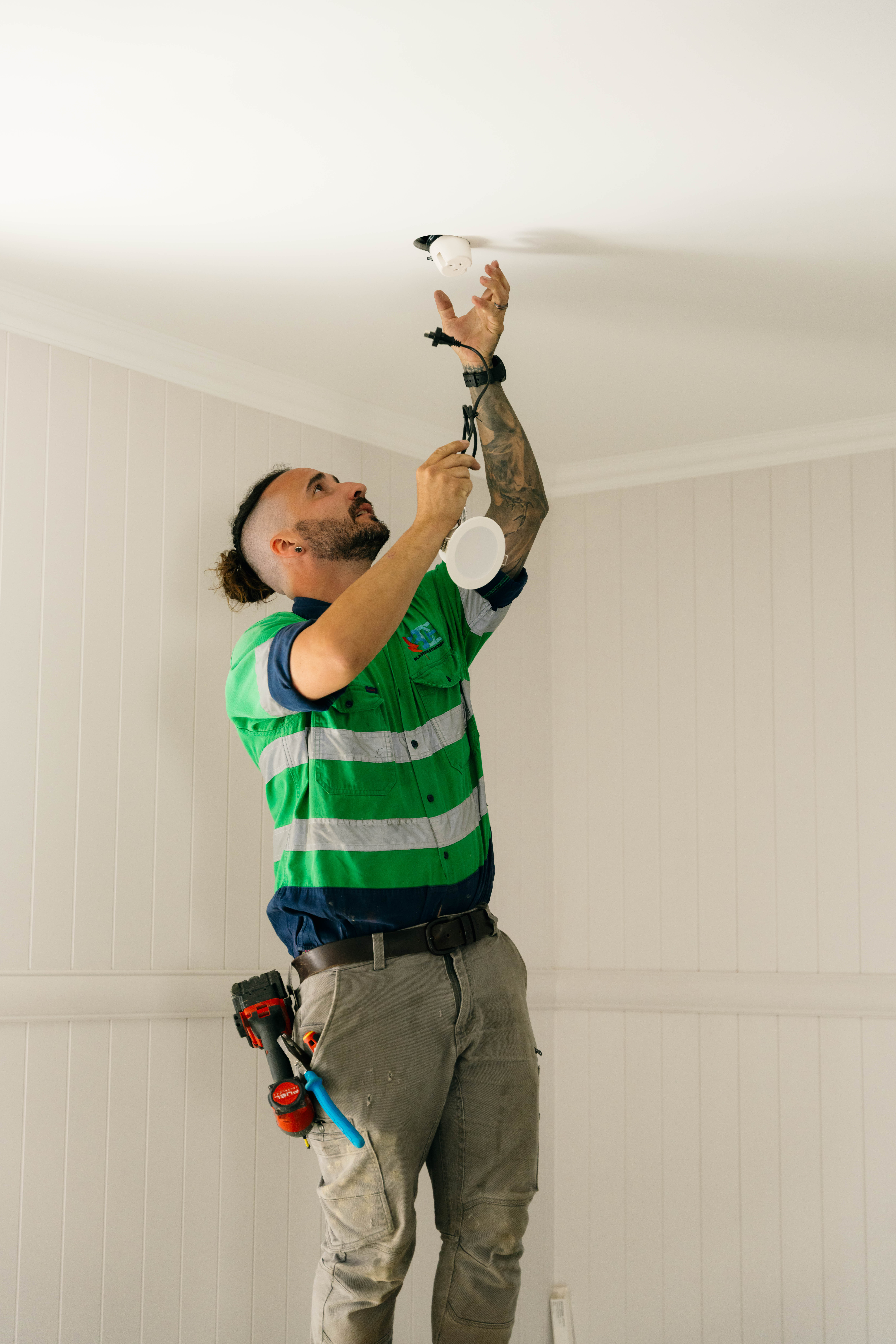 Downlight installation